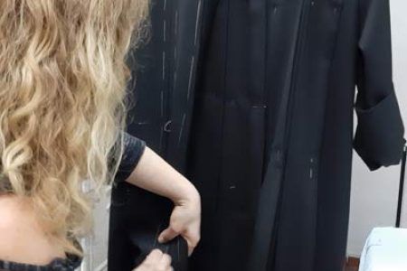 Modista de túnicas de semana santa en León